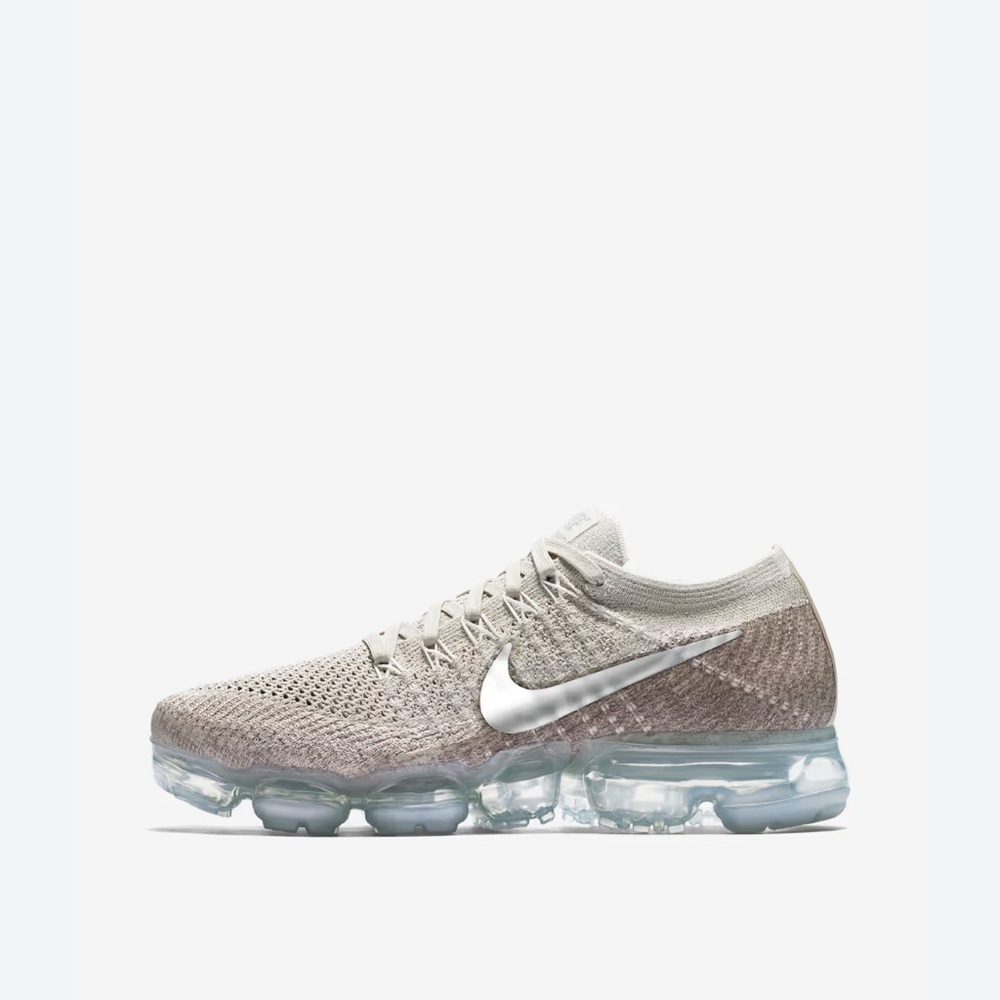 Nike Air Vapormax Flyknit sneakers - Picture 2 of 10